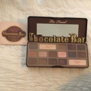 Too faced eyeshadow pallet chocolate bar